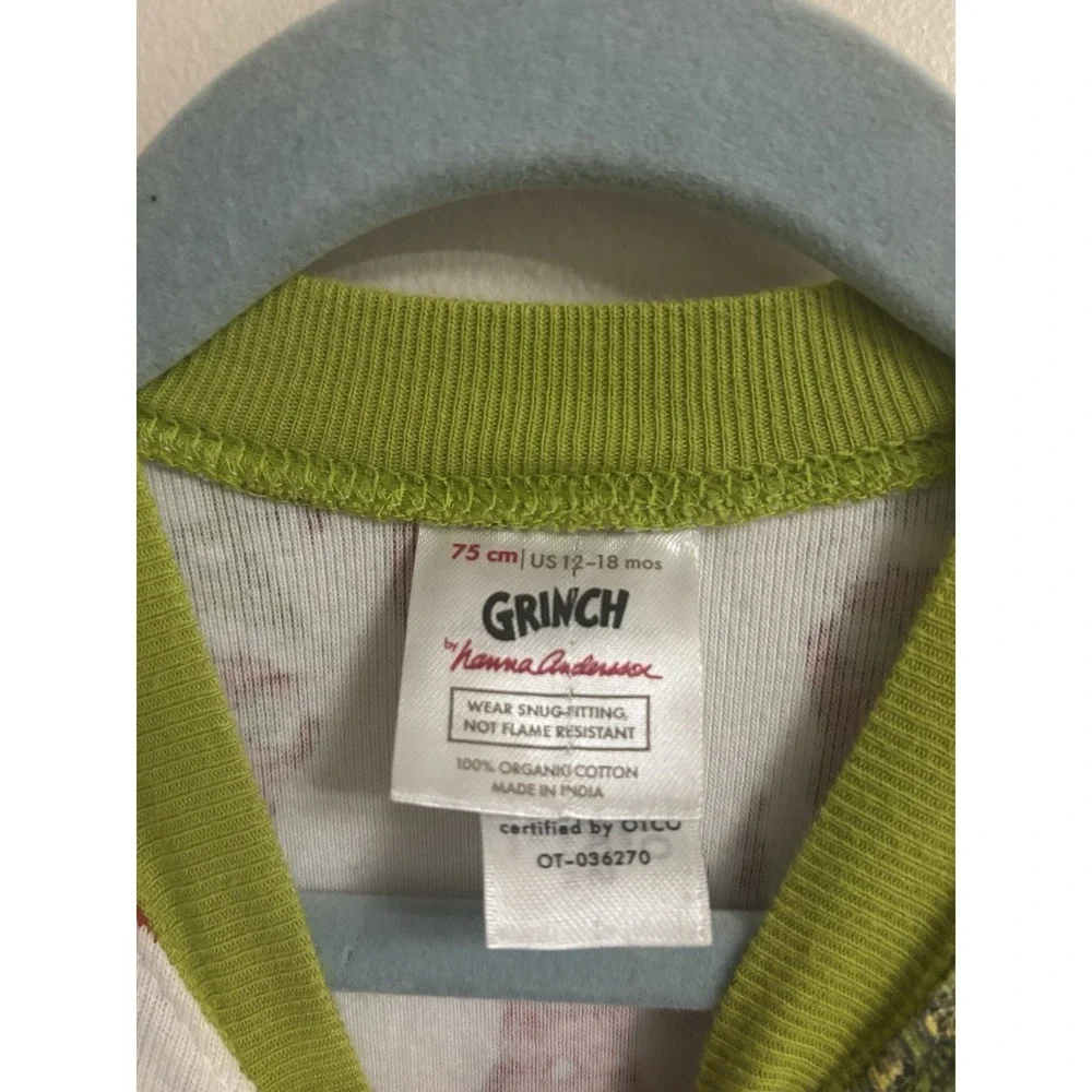 hanna andersson 18-24 Months Grinch Zip Up Sleeper pajamas